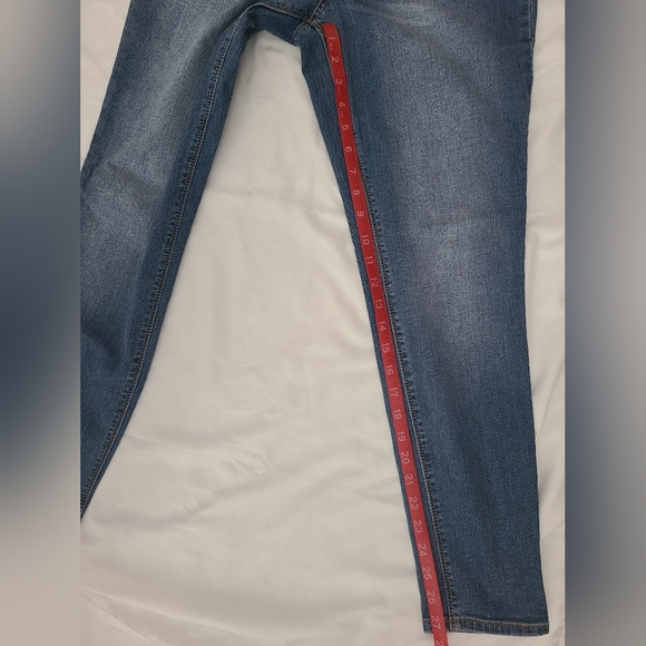 1822 Adrianna Jeans size 10 - Picture 5 of 10